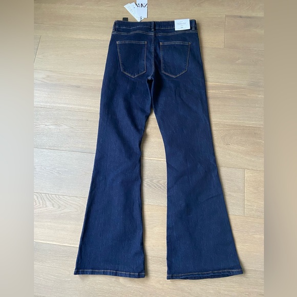 Bootcut jeans from Zara - size 10 US - dark denim - Picture 2 of 4